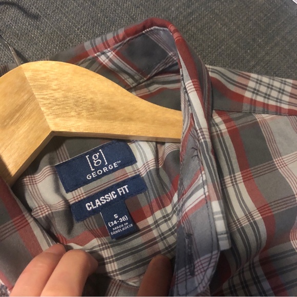George Plaid Grey Red Buttondown Men's SMALL Classic Fit - Picture 2 of 4